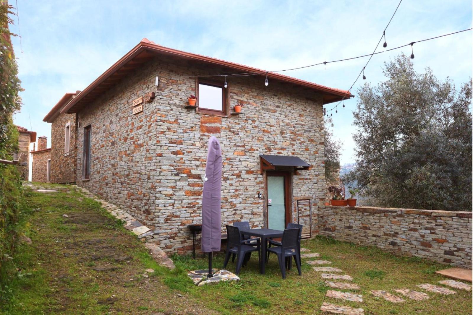 Vila Casas De Xisto Raiva Exteriér fotografie